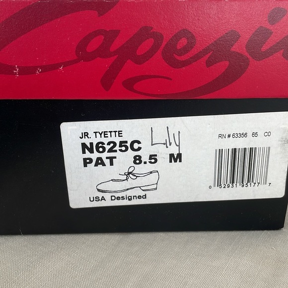 Capezio Jr Tyette Tap Shoes - Picture 6 of 6